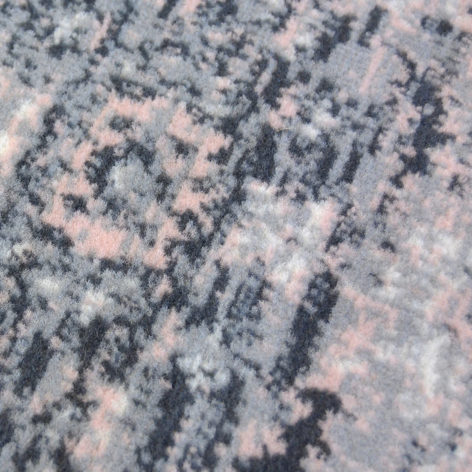 Traditional Runner - Grey & Pink - 67x200cm 4 Traditional Runner - Grey & Pink - 67x200cm - Image 3